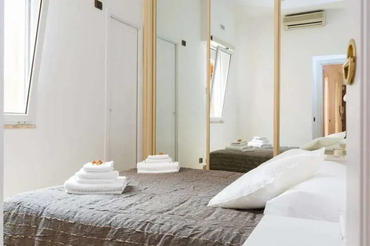 The Colosseum Suite