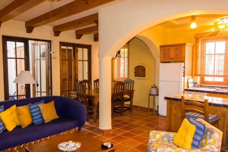 Casa Pequena 1 BR by Casago