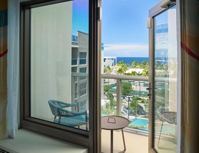 Standard Quadruple room with ocean view