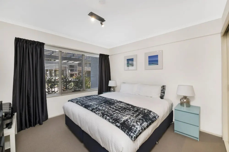 Accommodate Canberra - The Summit