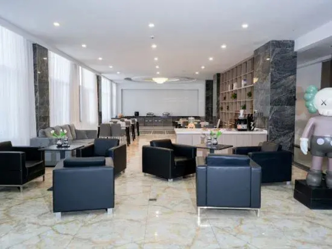 Ju County Baiyun Hotel
