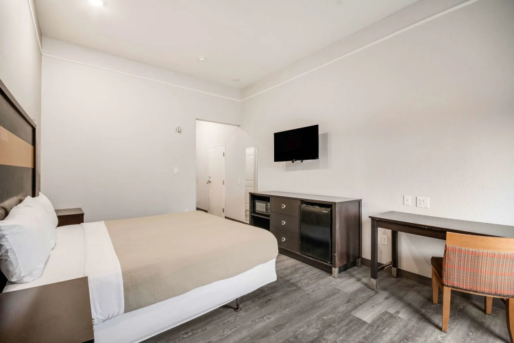 Sonesta Essential Hotel Houston-I-45 Spring