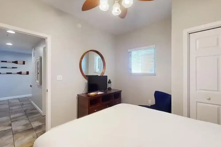 Sterling Reef 303