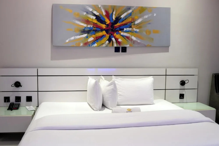 2020 Hotels & Apartments