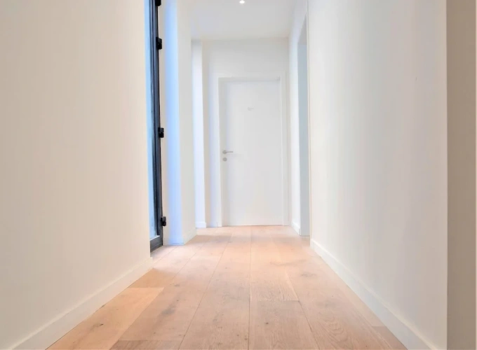 3 Bedrooms Classic Apartment