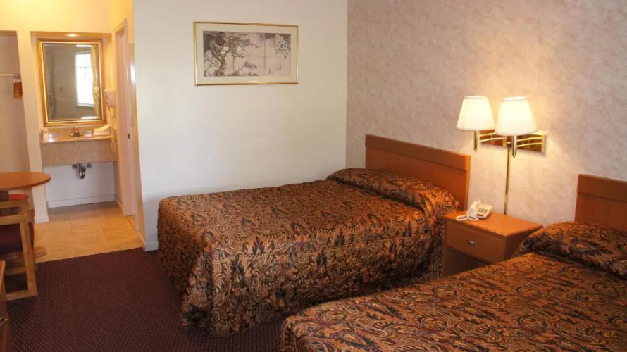 Red Carpet Inn