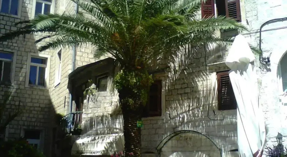 Room Biljana