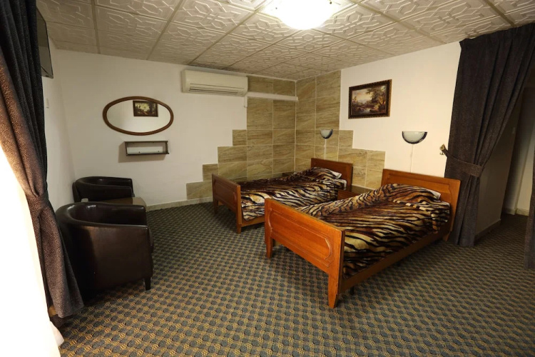 Al Corniche Hotel Villa Alisa