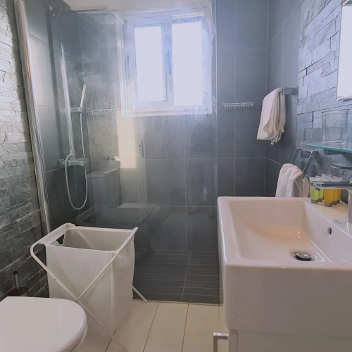 58 LIM - Stay Mystique Apartment
