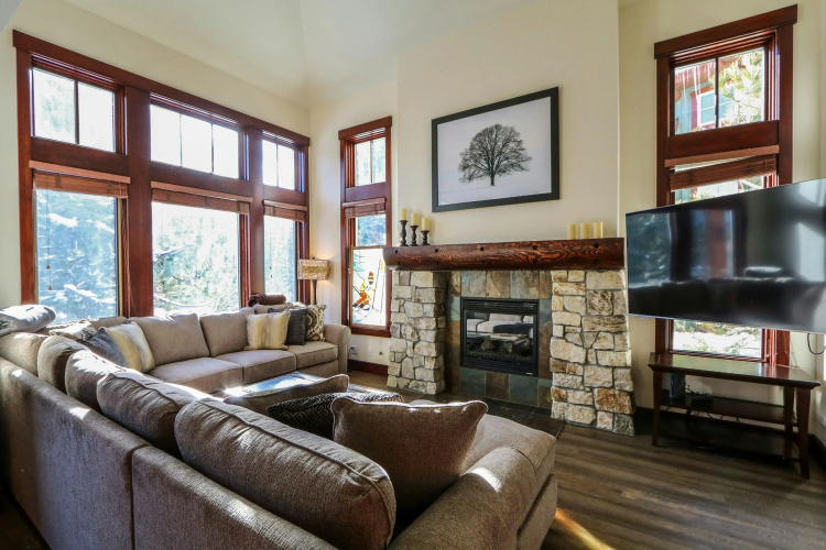 Juniper Crest #25 Condo