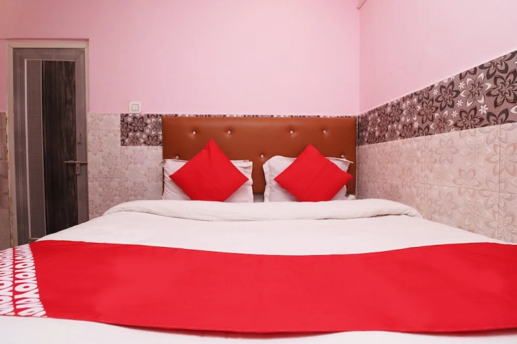 Kunal Lodge By OYO Rooms
