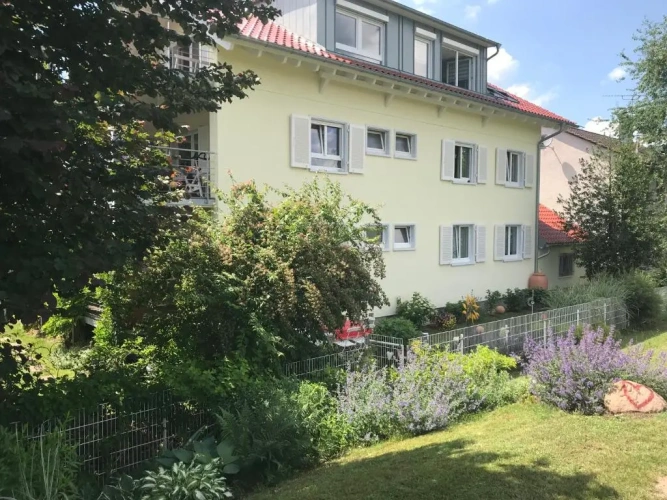3 Bedrooms Apartment