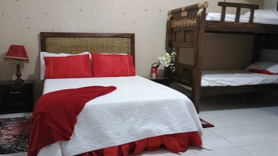 Economy Quadruple room with pool view