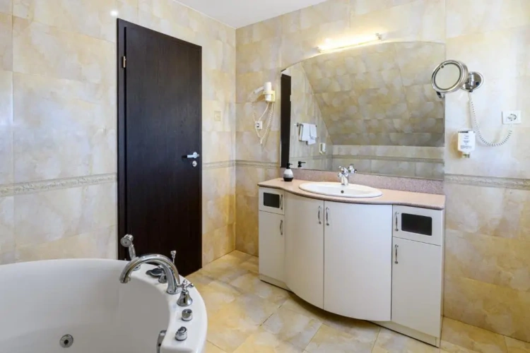 3 Bedrooms Suite