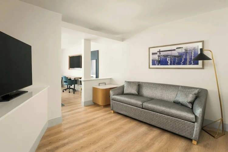 Double Suite
