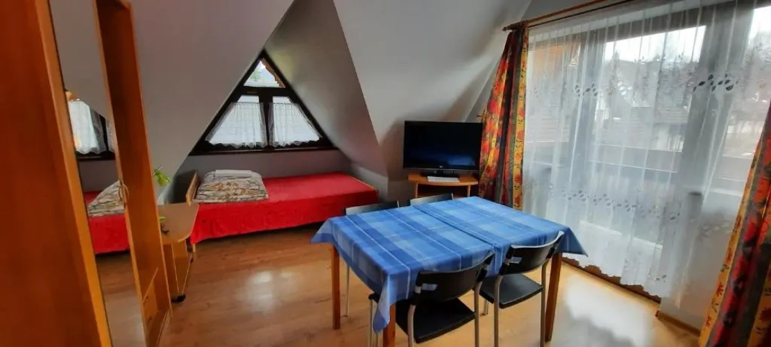 Standard Quadruple Family room
