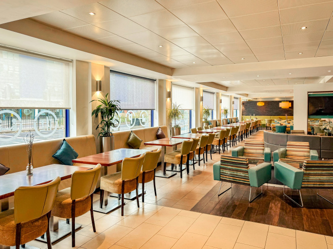 Holiday Inn Express London - Stratford photo 25
