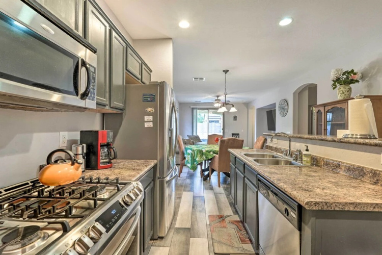 Fire Table, Grill: Surprise Cottage w/ Pool Access
