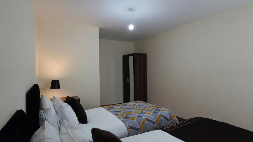 Royal Living Apartment
