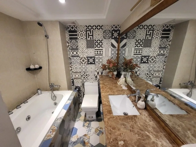Quadruple Suite