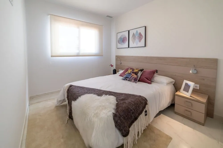 2 Bedrooms Apartment