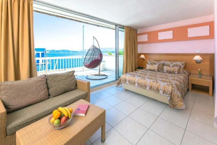 Standard Family room