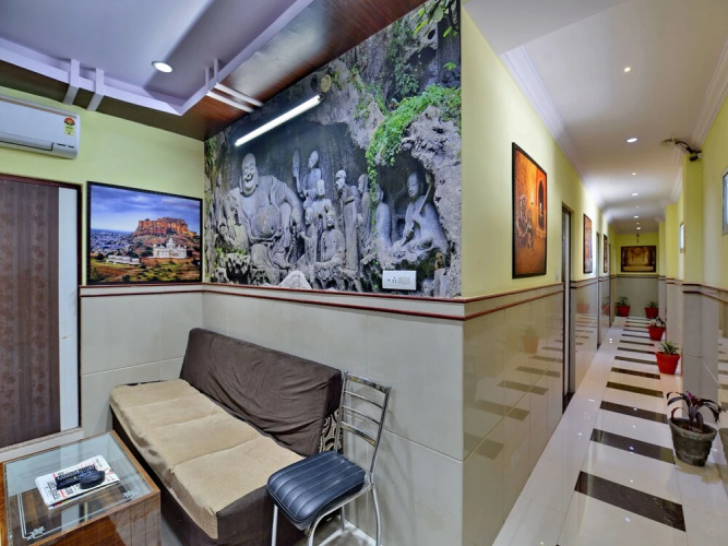 OYO 16992 Primrose Residency