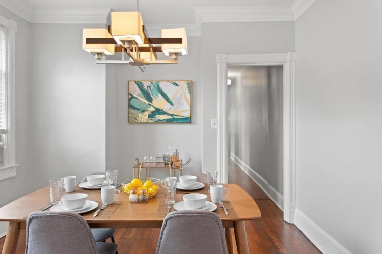 2BR Walking Score 98 King St Old Town Wifi