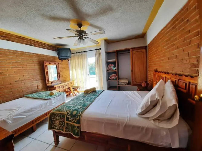 La Era Hotel