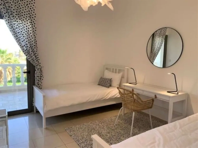 4 Bedrooms Luxury Villa with balcony
