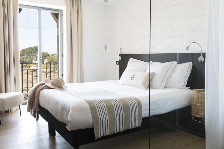 Premium room with balcony and with sea view
