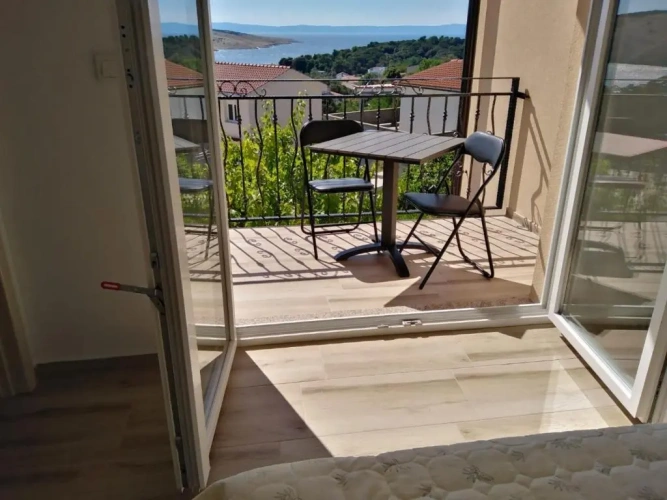 Apartment with balcony