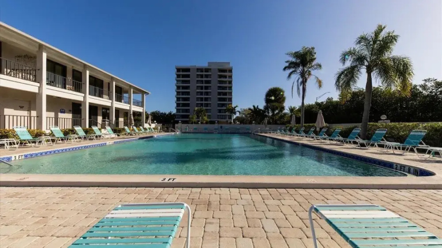 Anchorage Resort 3rd Floor Two Bedroom Condo With Beach Access 2 Condo - Sarasota, FL