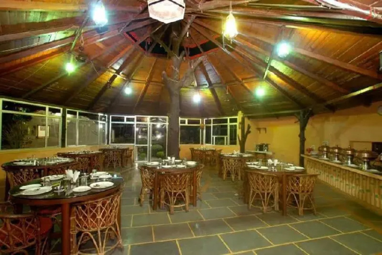 Kanwhizz Hum Tum Resort