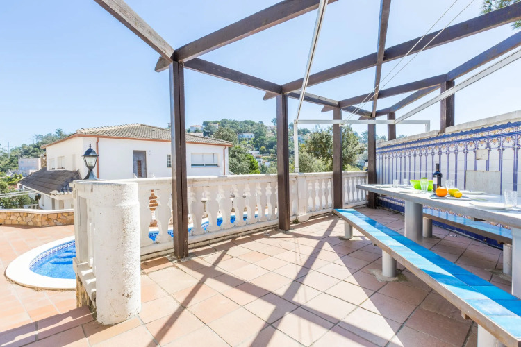 Villa Salu Over view