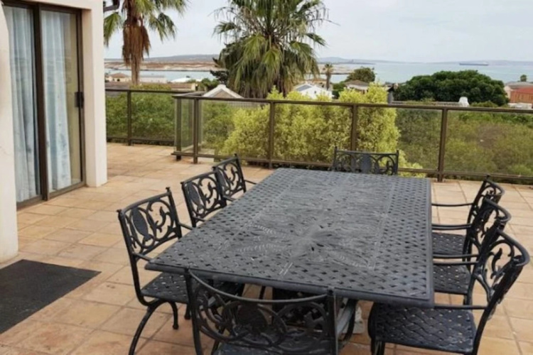 10 Galico House Self catering