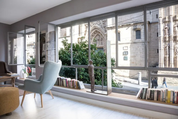 Puerta Catedral Holiday Suites