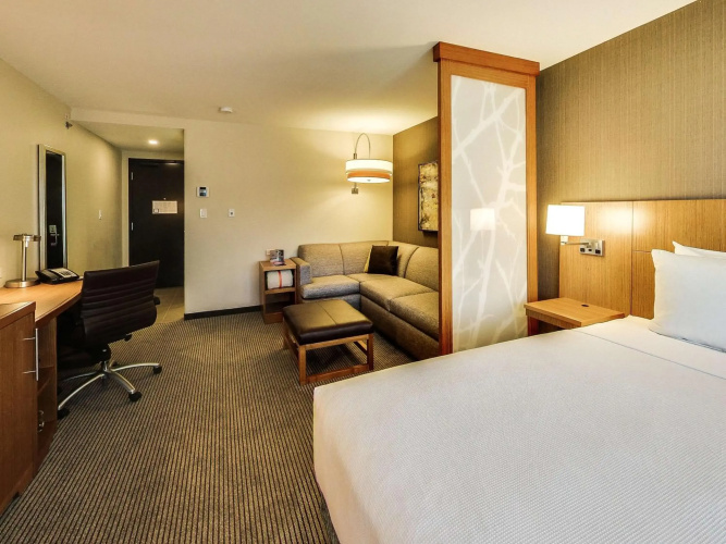 Hyatt Place Edmonton-West