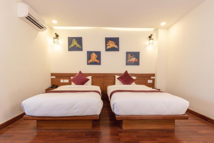 Deluxe Twin room