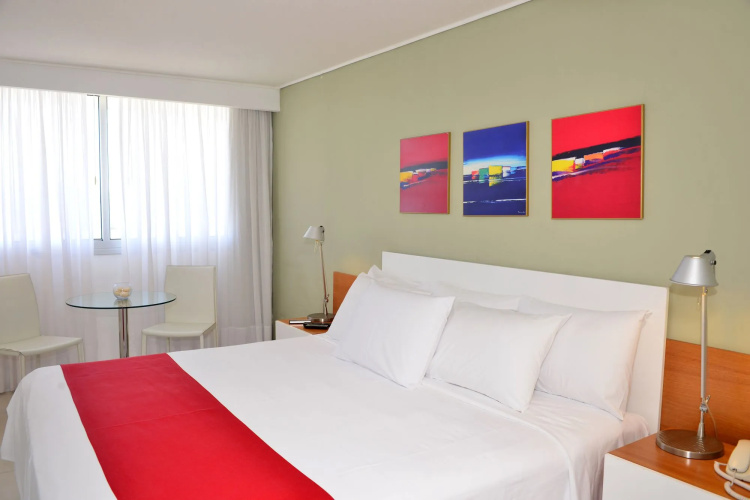 UY Proa Sur Hotel