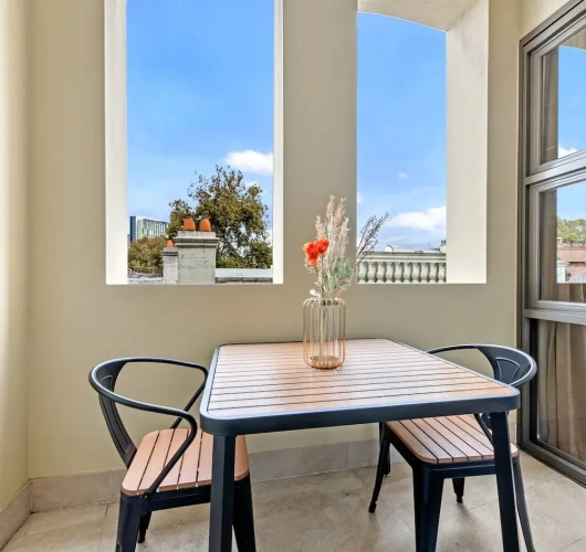 1 Bedroom Apartment