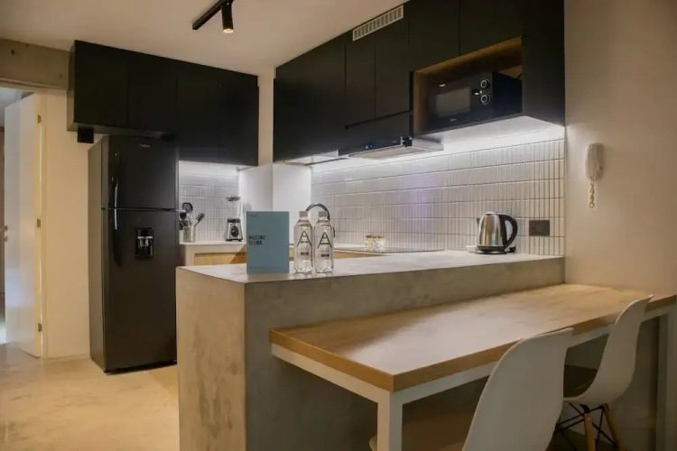 w Phenomenal 1BR w Balcony in Barranco