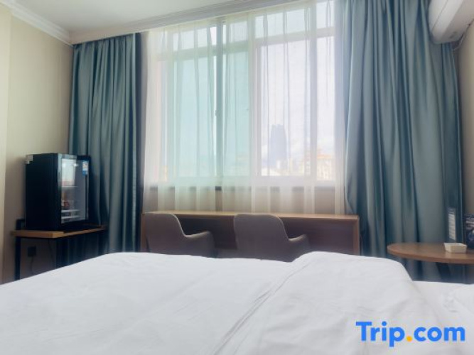 Mango E-sports Hotel