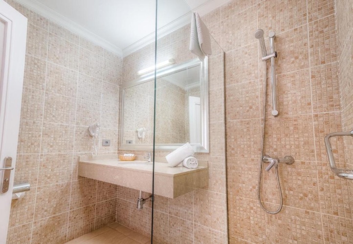 1 Bedroom Superior Apartment