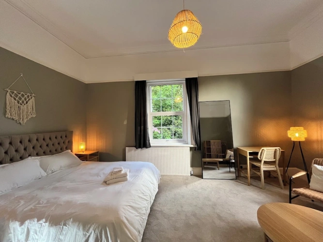 Deluxe Suite