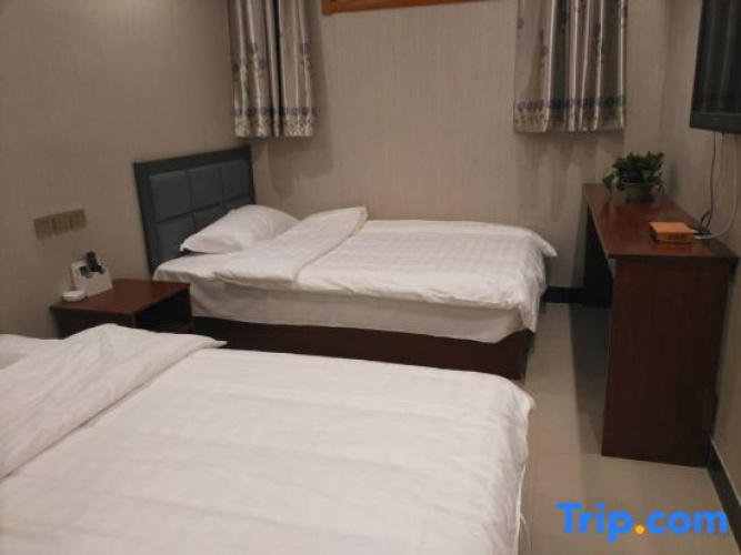 Xinxiang Anju Hotel (Normal University)