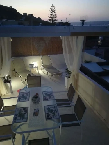 2 Bedrooms Family Cottage with sea view