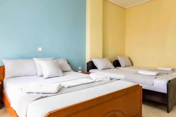 Business Quadruple room