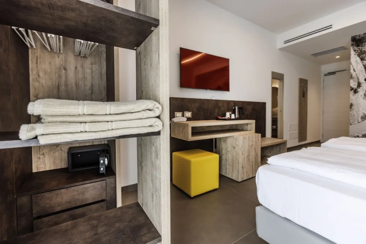 Standard Double room with balcony