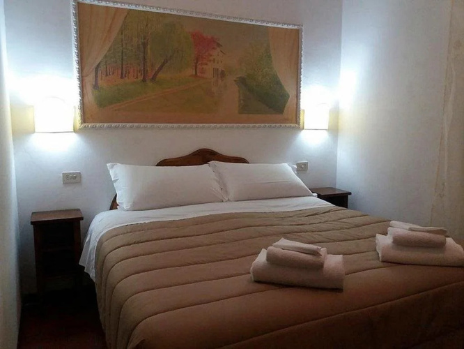 Hotel Airone